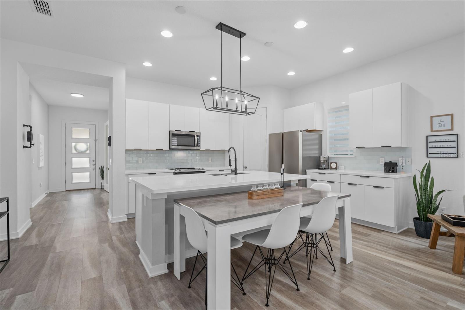 Image 7 of 68 For 8820 Sperry Street