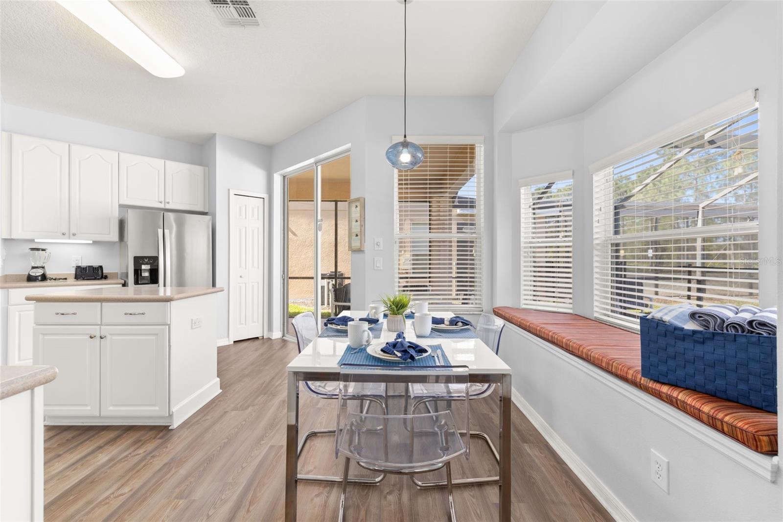 Image 22 of 98 For 986 Orange Cosmos Boulevard