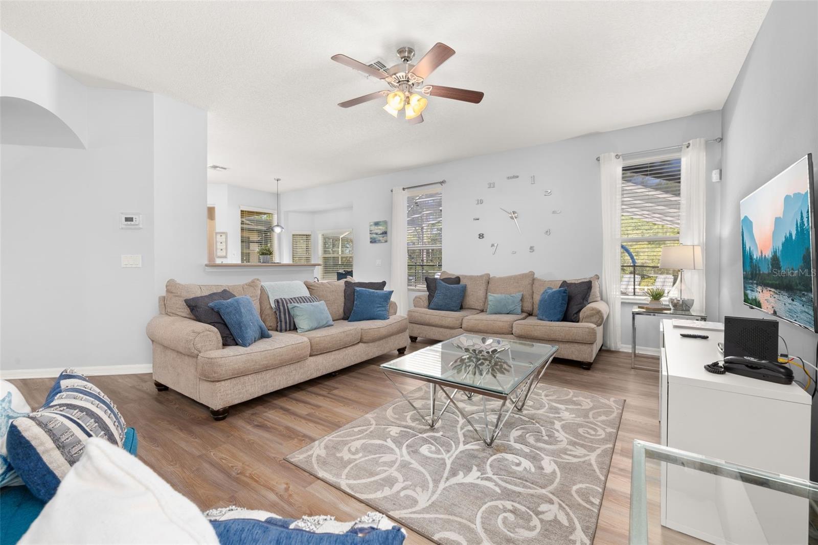 Image 24 of 98 For 986 Orange Cosmos Boulevard