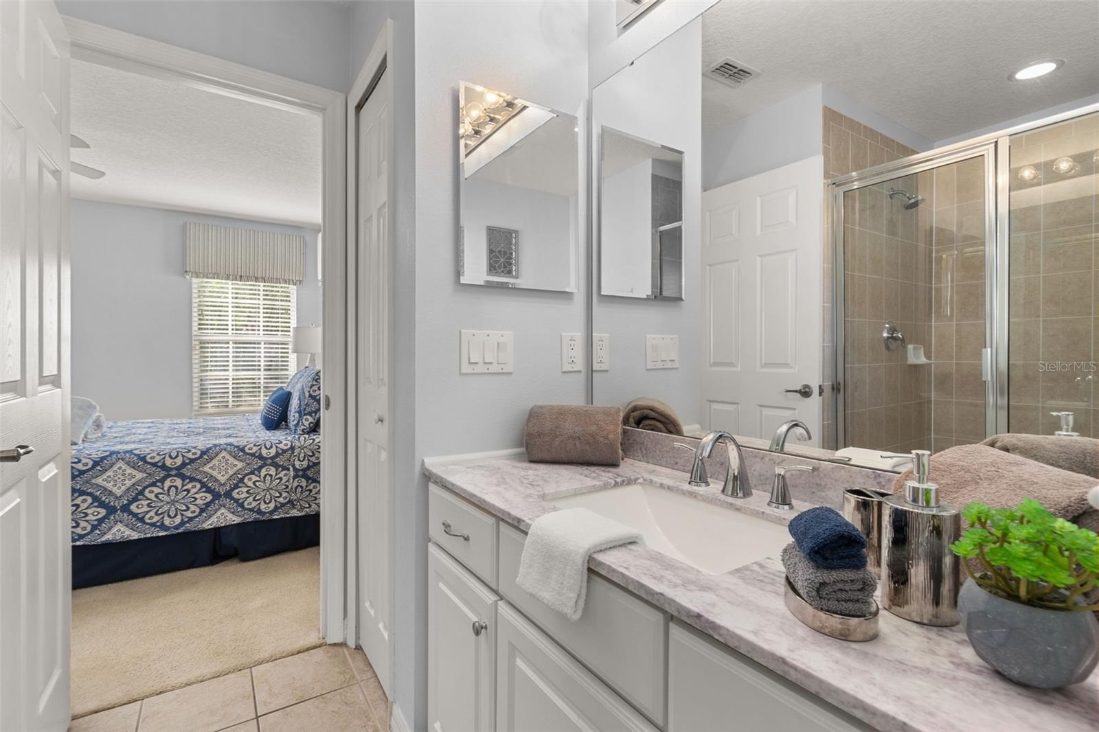 Image 41 of 98 For 986 Orange Cosmos Boulevard