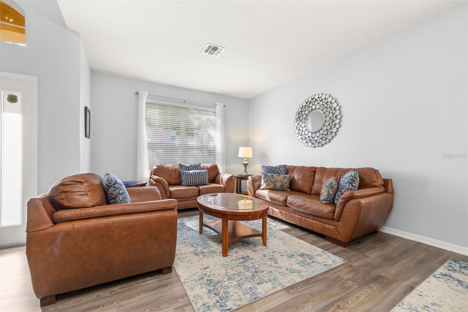 Image 8 of 98 For 986 Orange Cosmos Boulevard