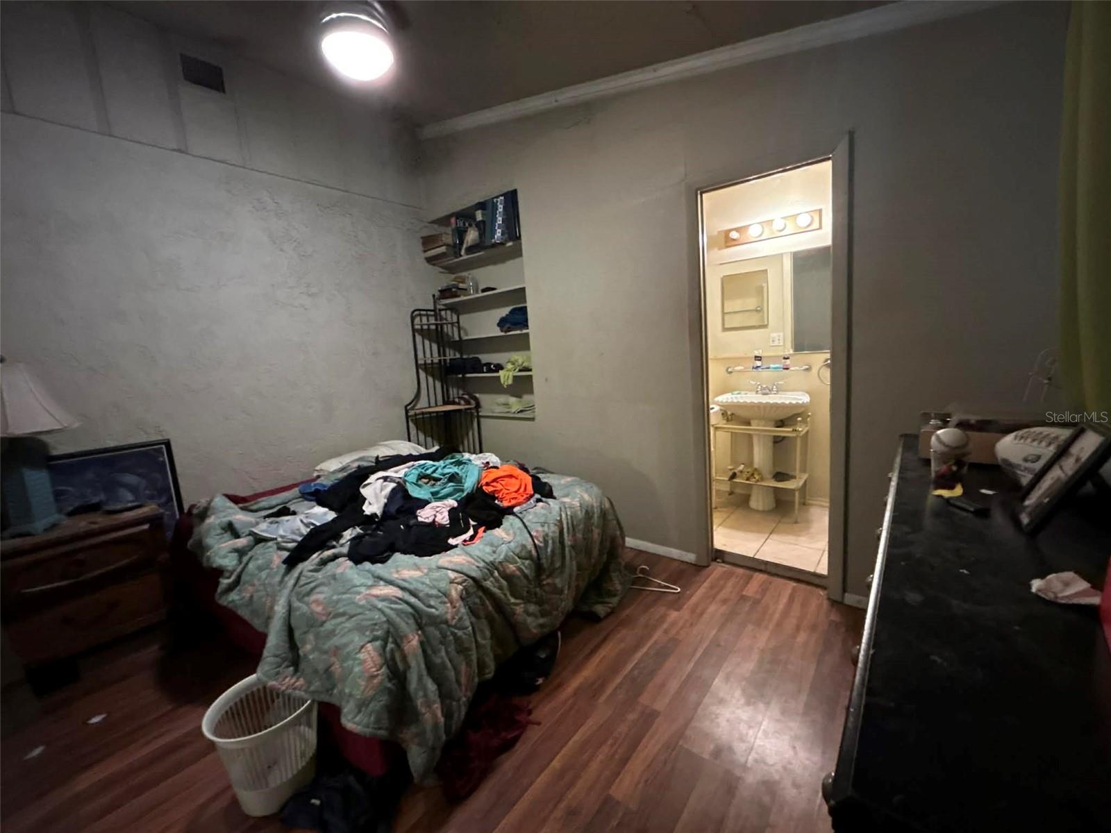 Image 18 of 28 For 3155 Smoke Signal Circle