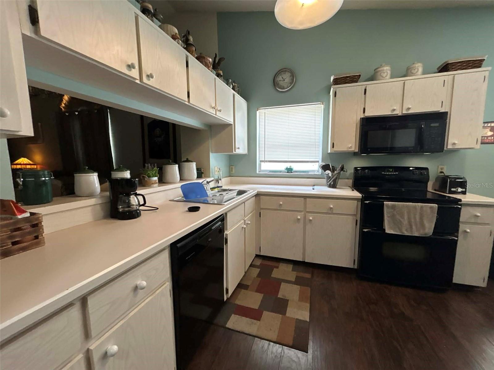 Image 6 of 28 For 3155 Smoke Signal Circle