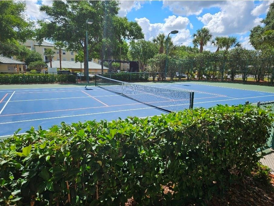 Image 10 of 11 For 8929 Legacy Court 107