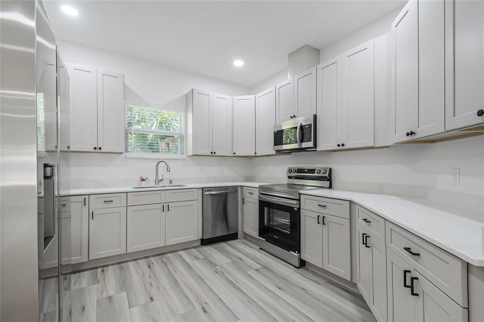 Image 4 of 34 For 441 Jefferson Street