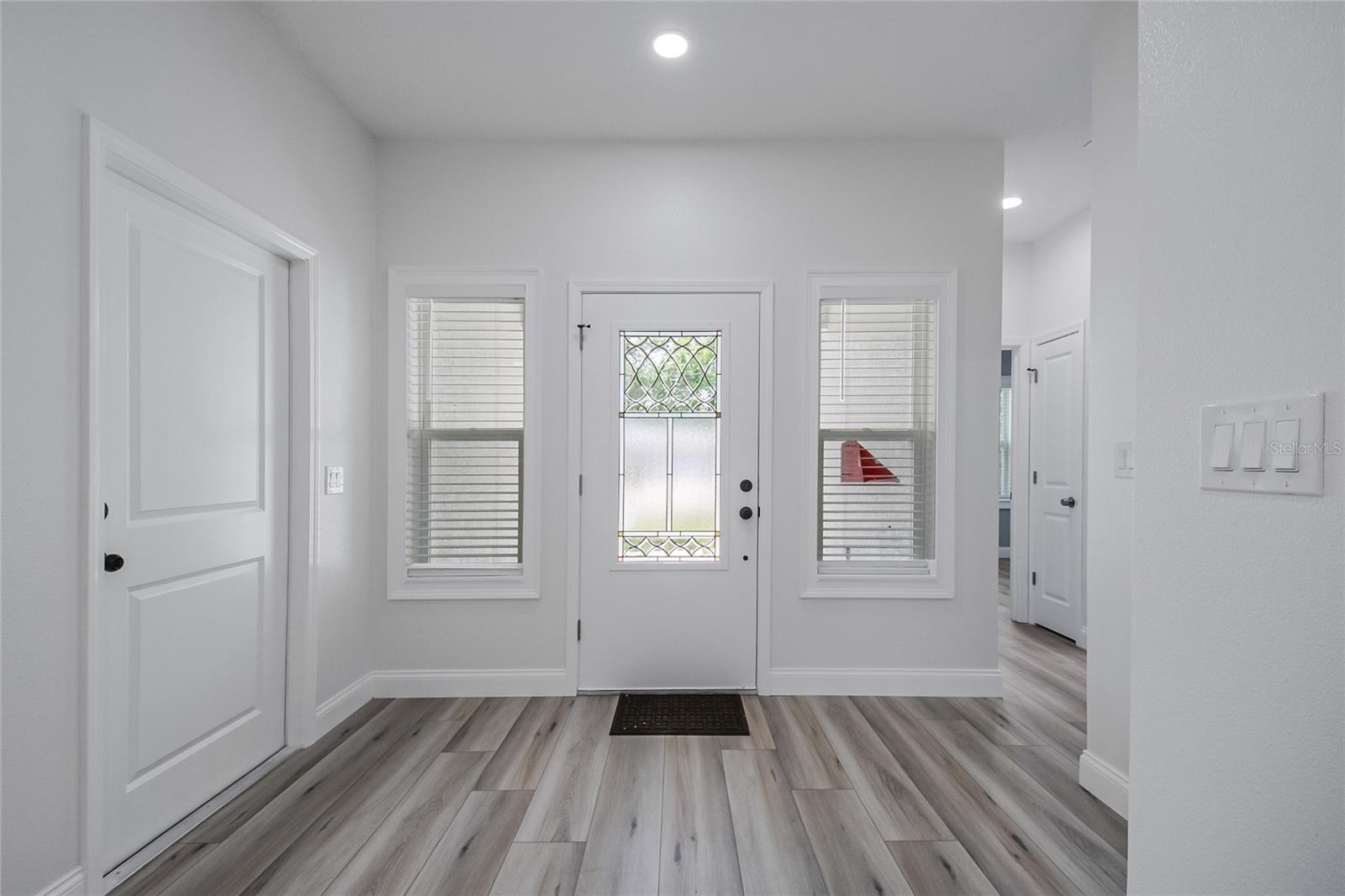 Image 7 of 34 For 441 Jefferson Street