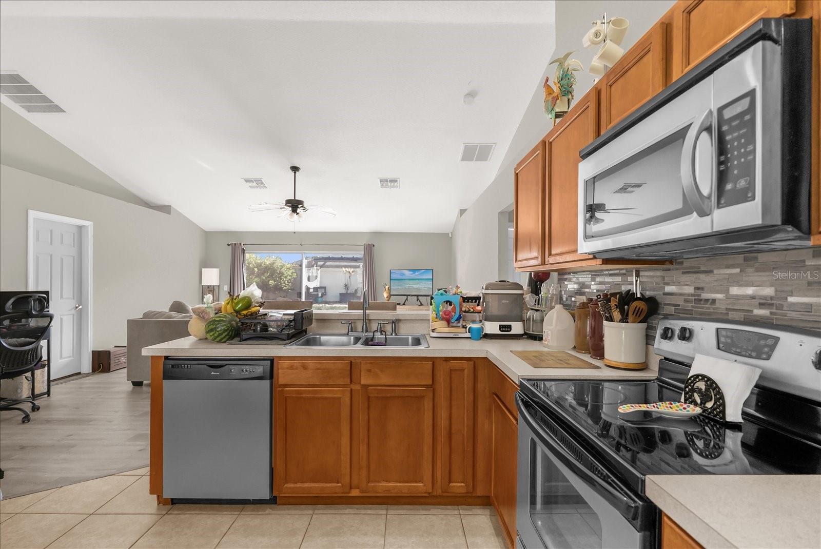 Image 10 of 30 For 4630 Sandhurst Street