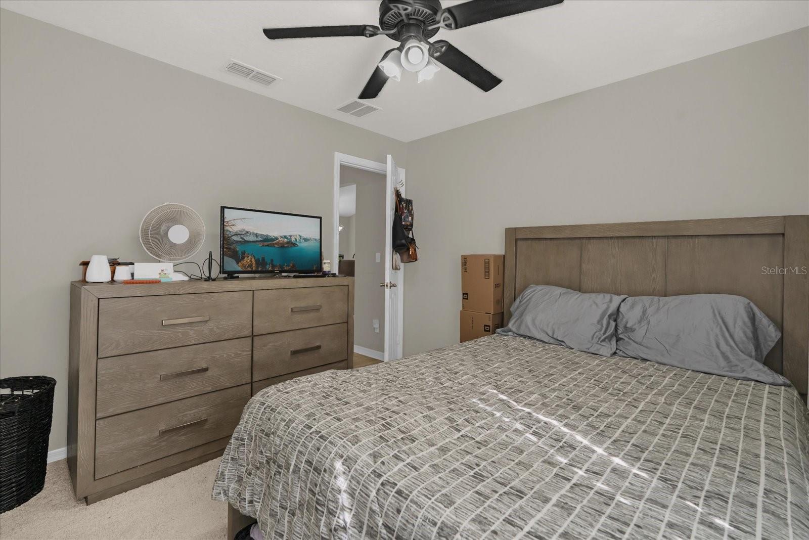 Image 18 of 30 For 4630 Sandhurst Street