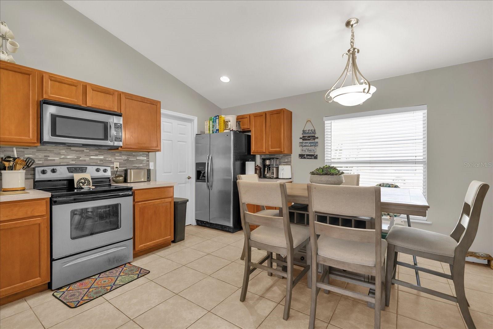 Image 9 of 30 For 4630 Sandhurst Street