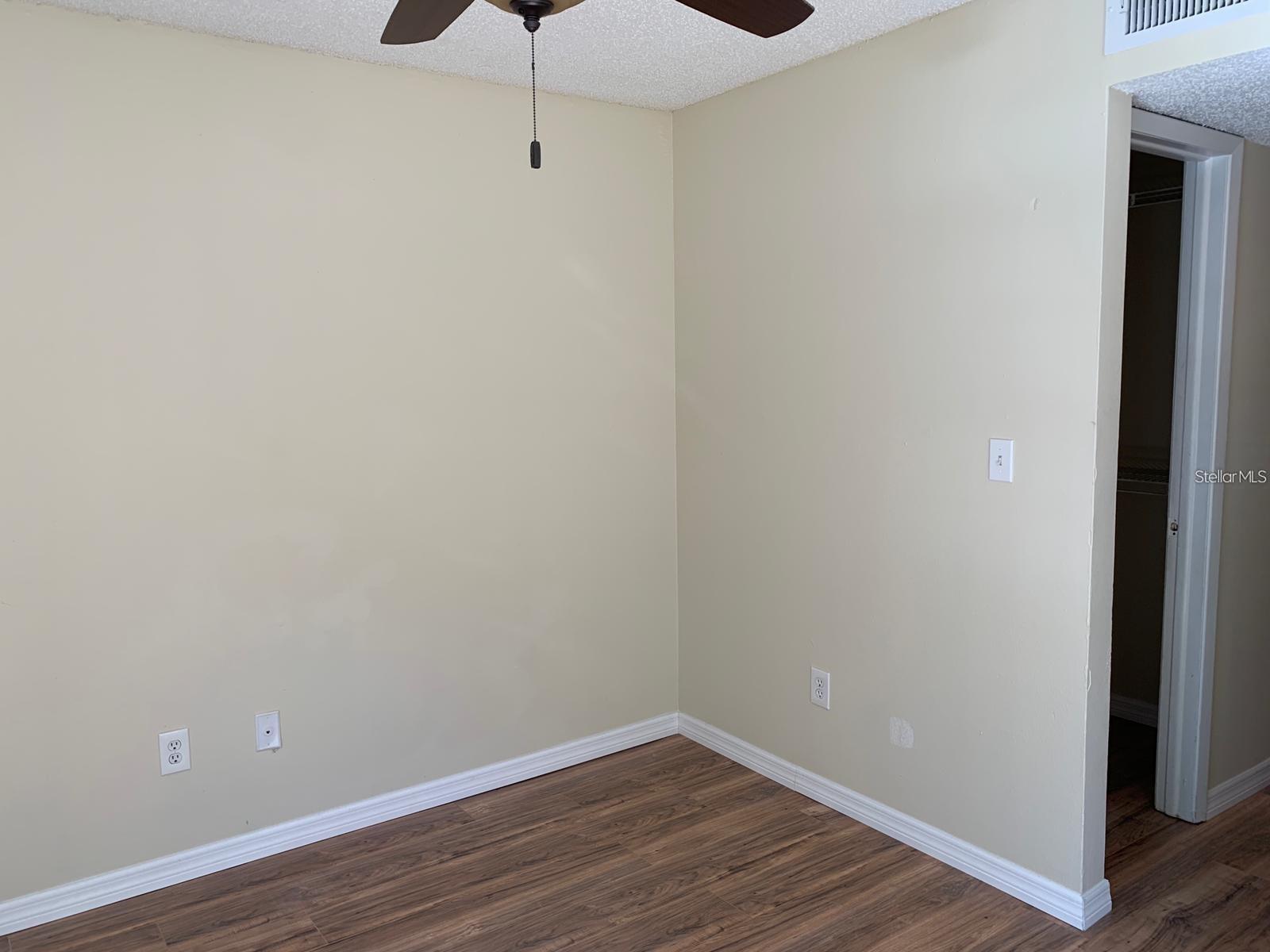 Image 7 of 14 For 1940 Lake Atriums Circle 92