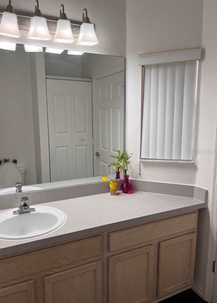 Image 13 of 20 For 932 Park Terrace Circle
