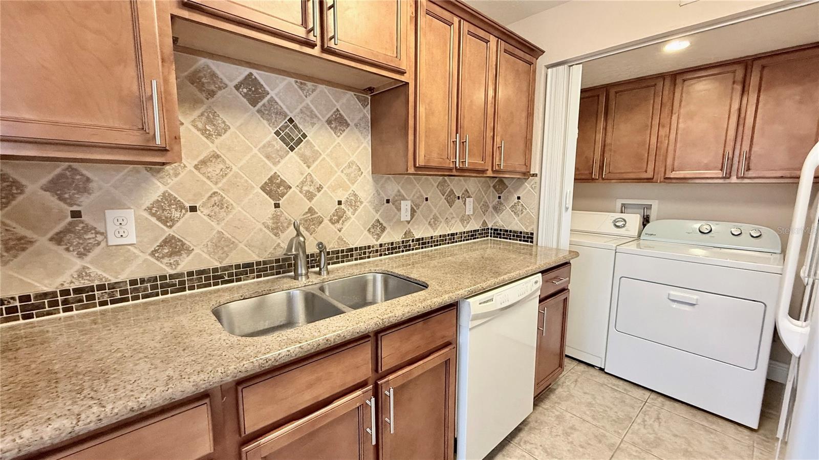 Image 6 of 27 For 524 Orange Drive 11