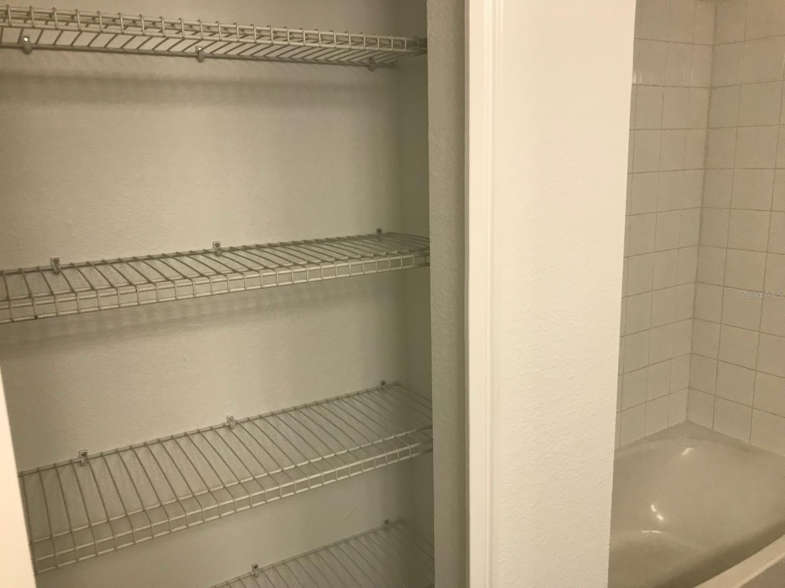 Image 31 of 38 For 3348 Rodrick Circle