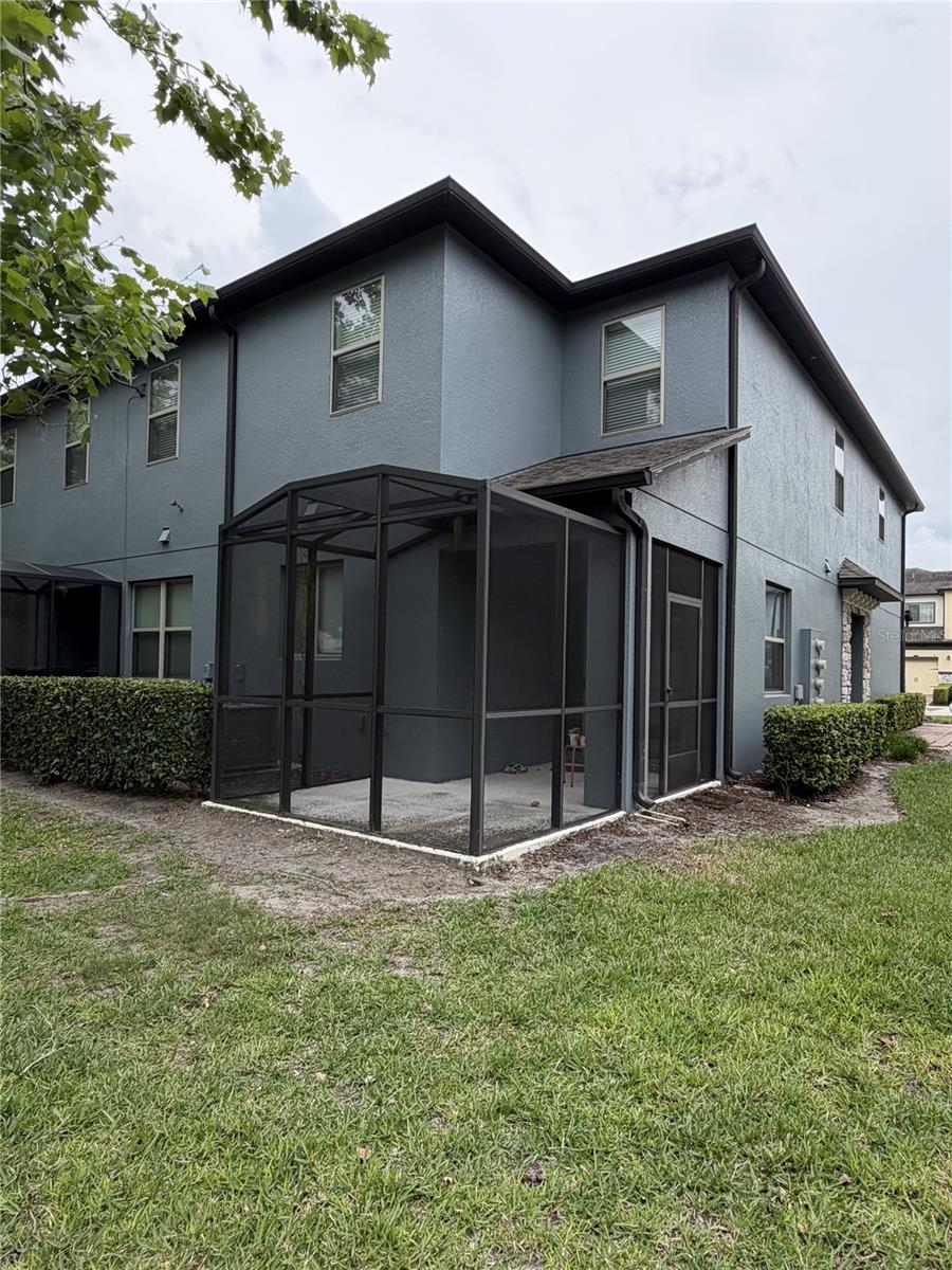 Image 6 of 7 For 2581 Econ Landing Boulevard