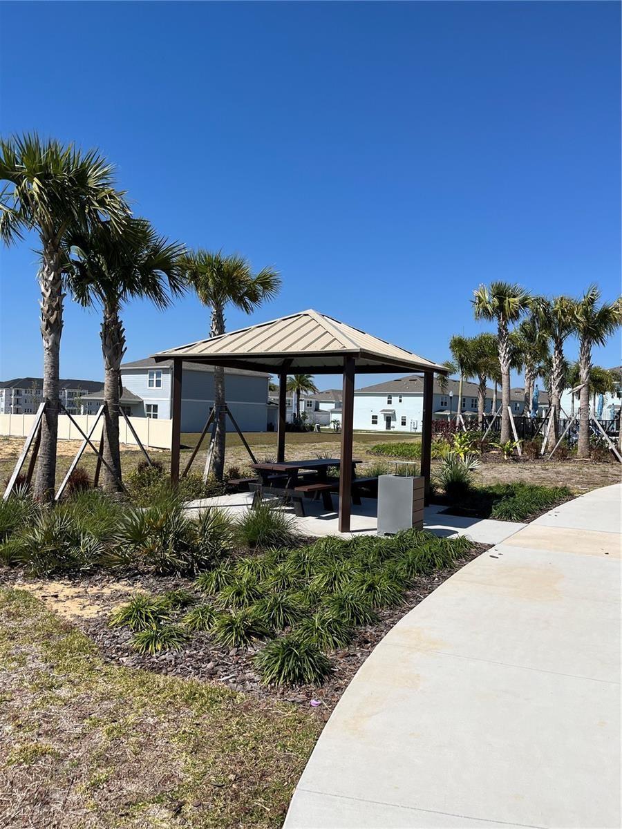 Image 17 of 24 For 2738 Fetching Trail