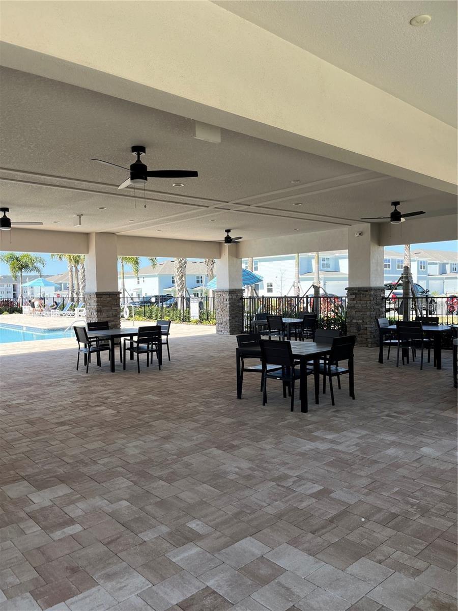 Image 18 of 24 For 2738 Fetching Trail