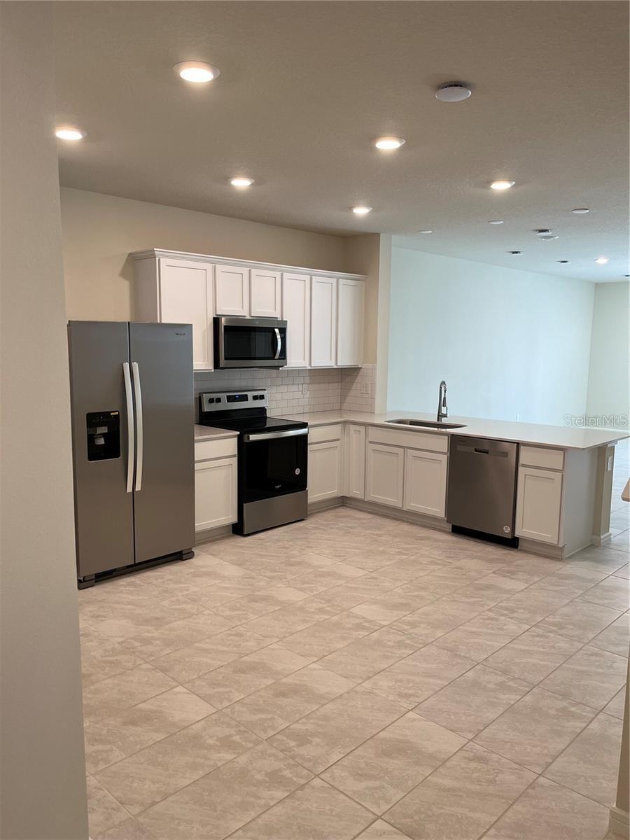 Image 3 of 24 For 2738 Fetching Trail