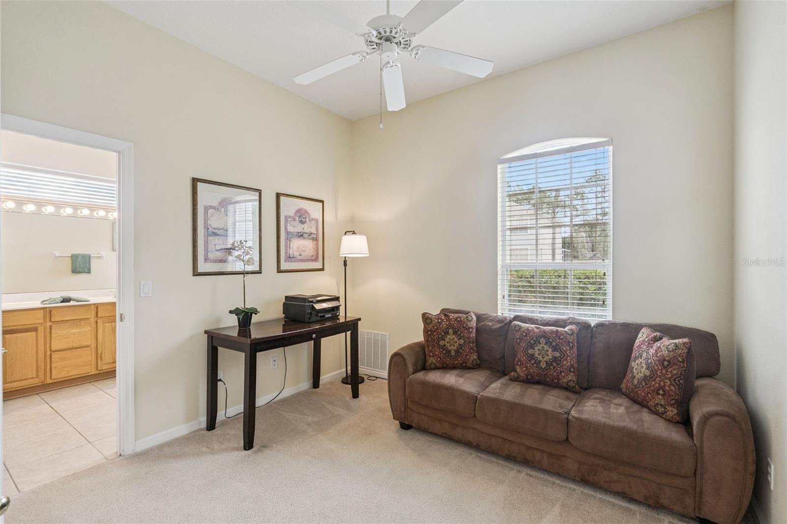 Image 10 of 51 For 117 Hampton Drive