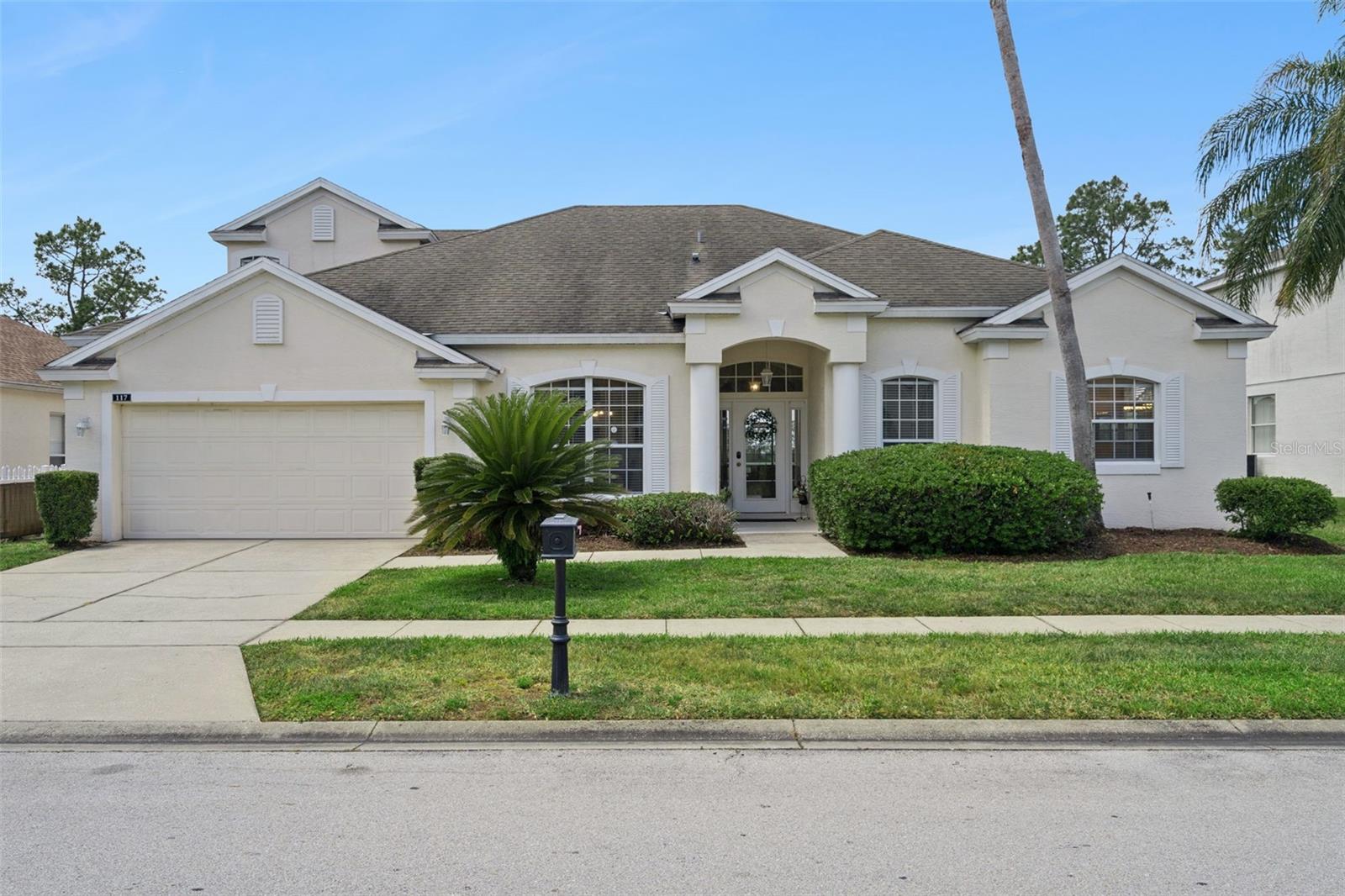 Image 2 of 51 For 117 Hampton Drive
