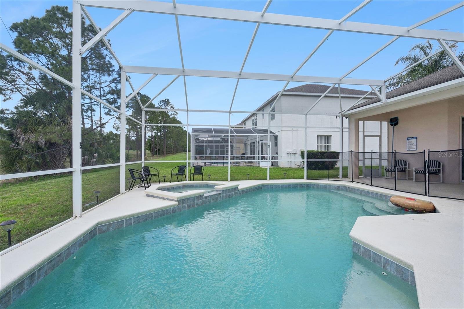 Image 31 of 51 For 117 Hampton Drive