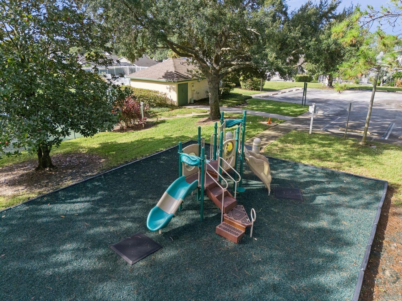 Image 44 of 51 For 117 Hampton Drive