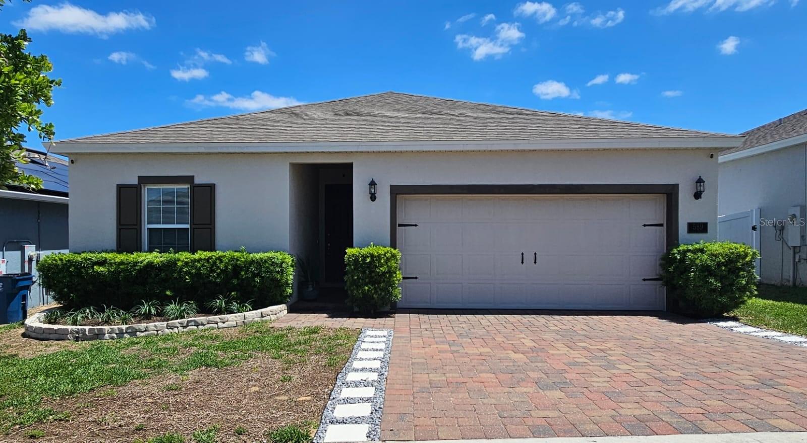 Listing Details for 589 Disa Drive, DAVENPORT, FL 33837