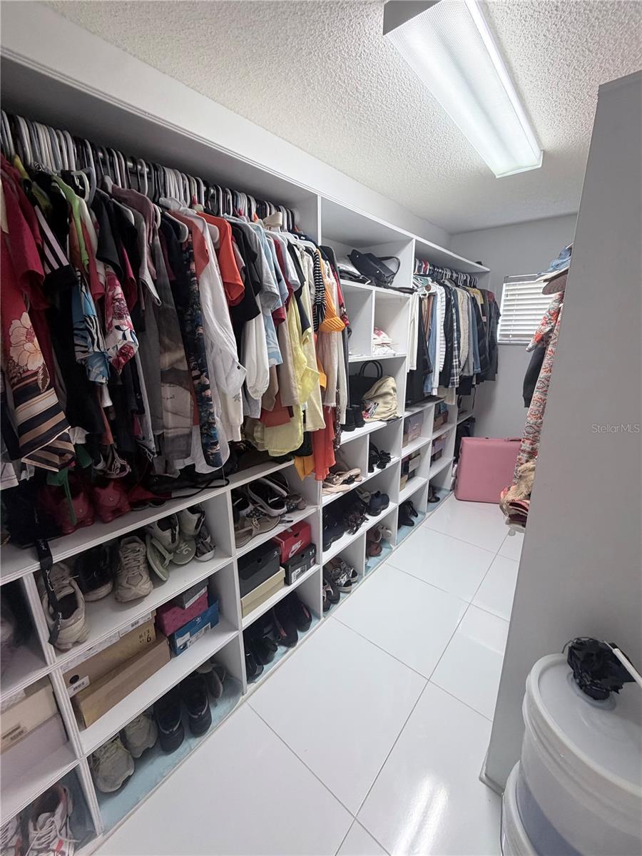 Image 21 of 22 For 2618 Hawthorne Lane