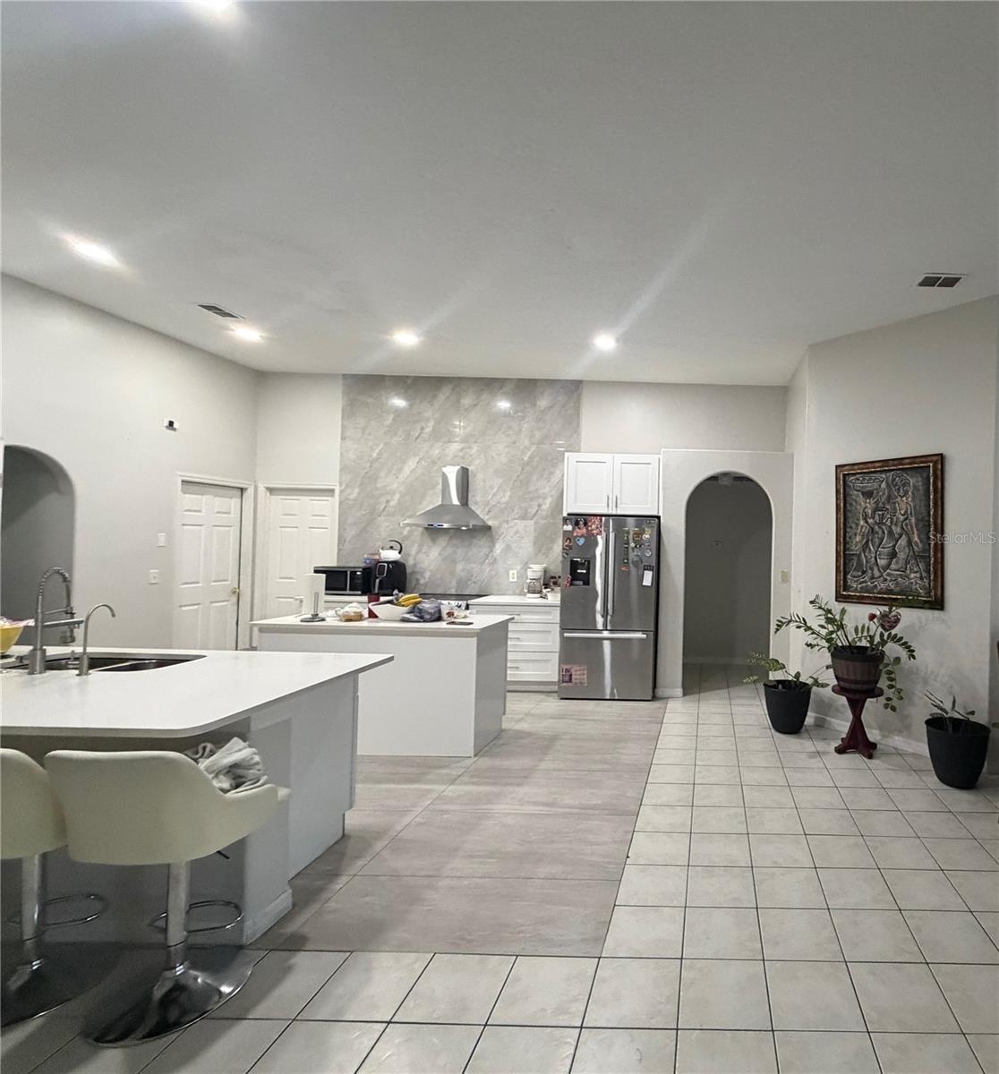 Image 6 of 22 For 2618 Hawthorne Lane