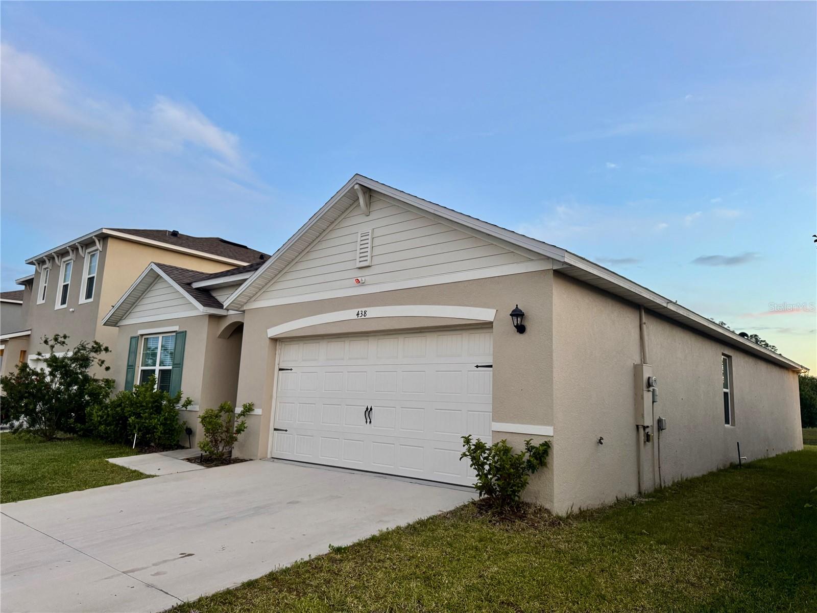 Image 2 of 24 For 438 Conway Avenue