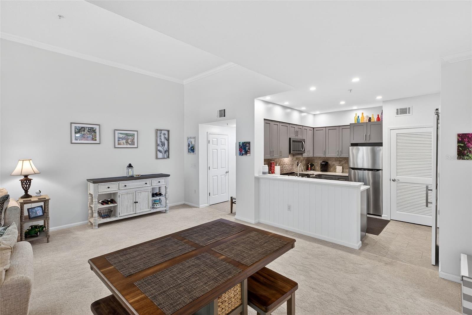 Image 10 of 46 For 512 Water Street 512