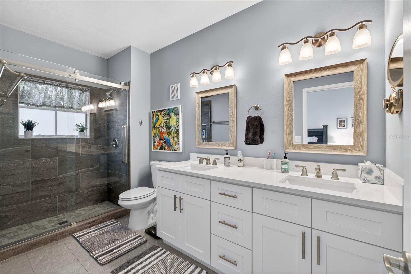 Image 17 of 46 For 512 Water Street 512