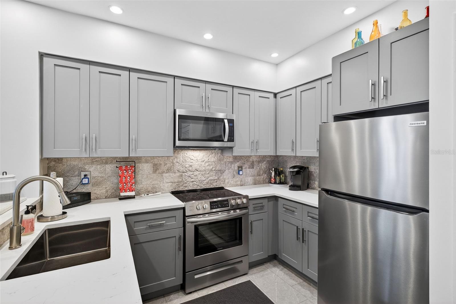 Image 3 of 46 For 512 Water Street 512