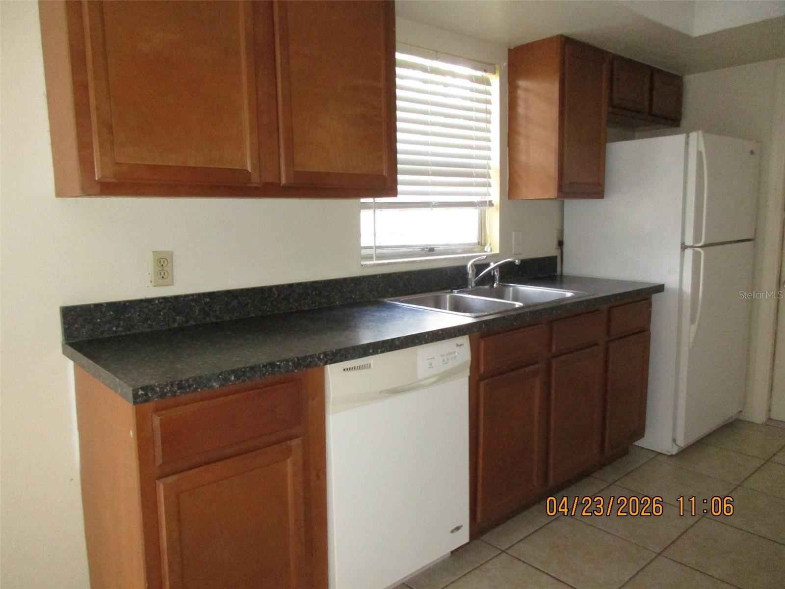 Image 7 of 15 For 92 Alderwood Drive