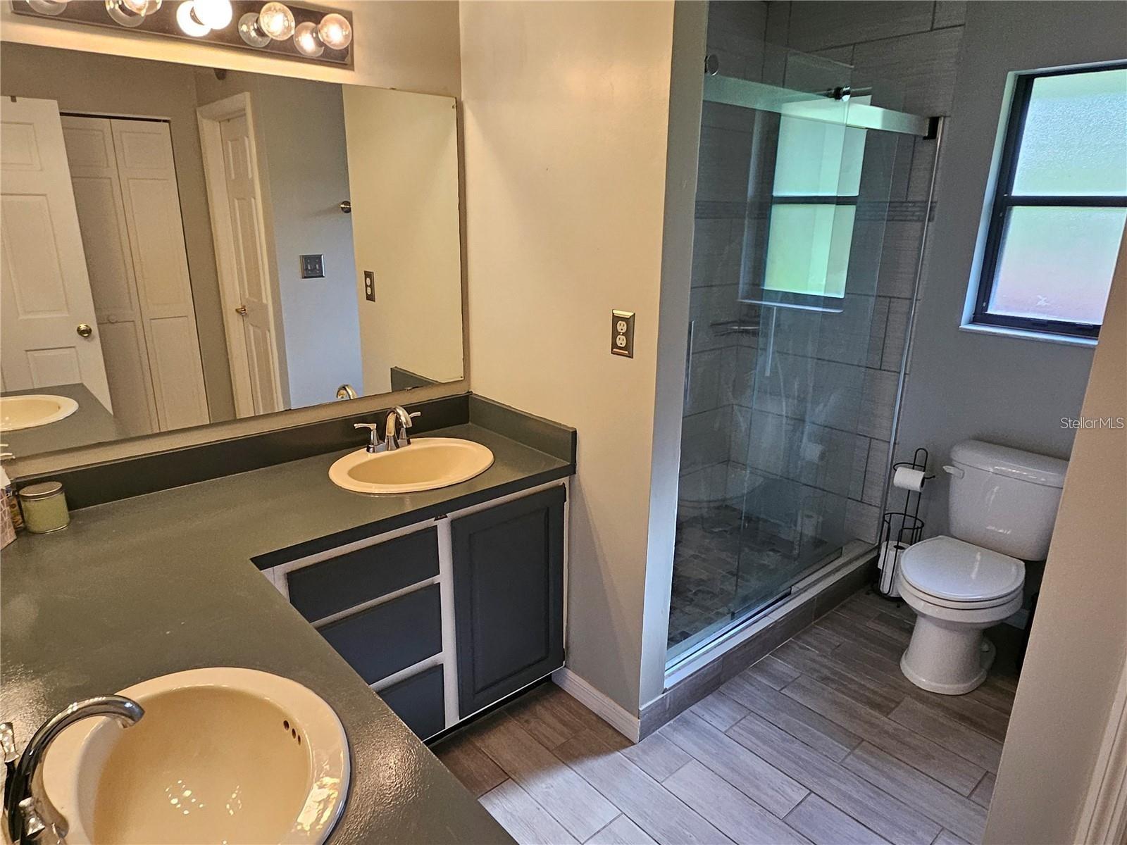 Image 14 of 54 For 2285 Wilmhurst Road