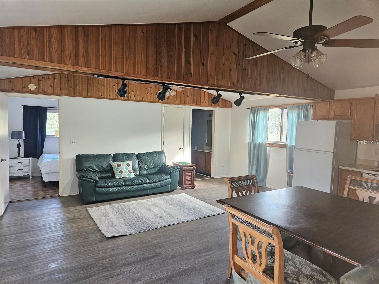 Image 26 of 54 For 2285 Wilmhurst Road