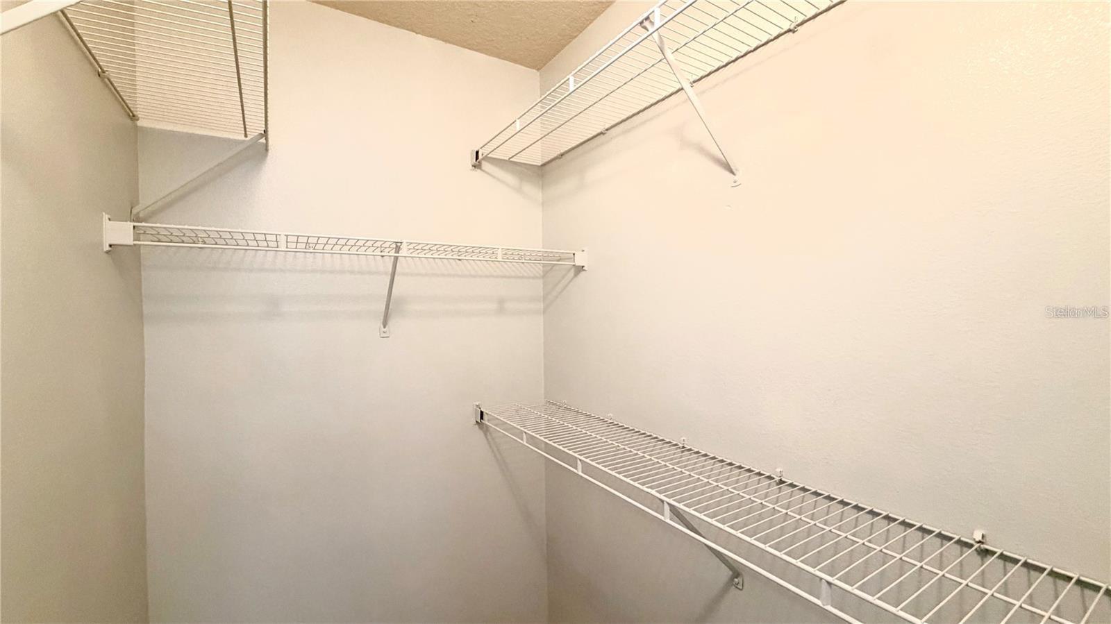 Image 11 of 20 For 4332 Kirkman Road 1012
