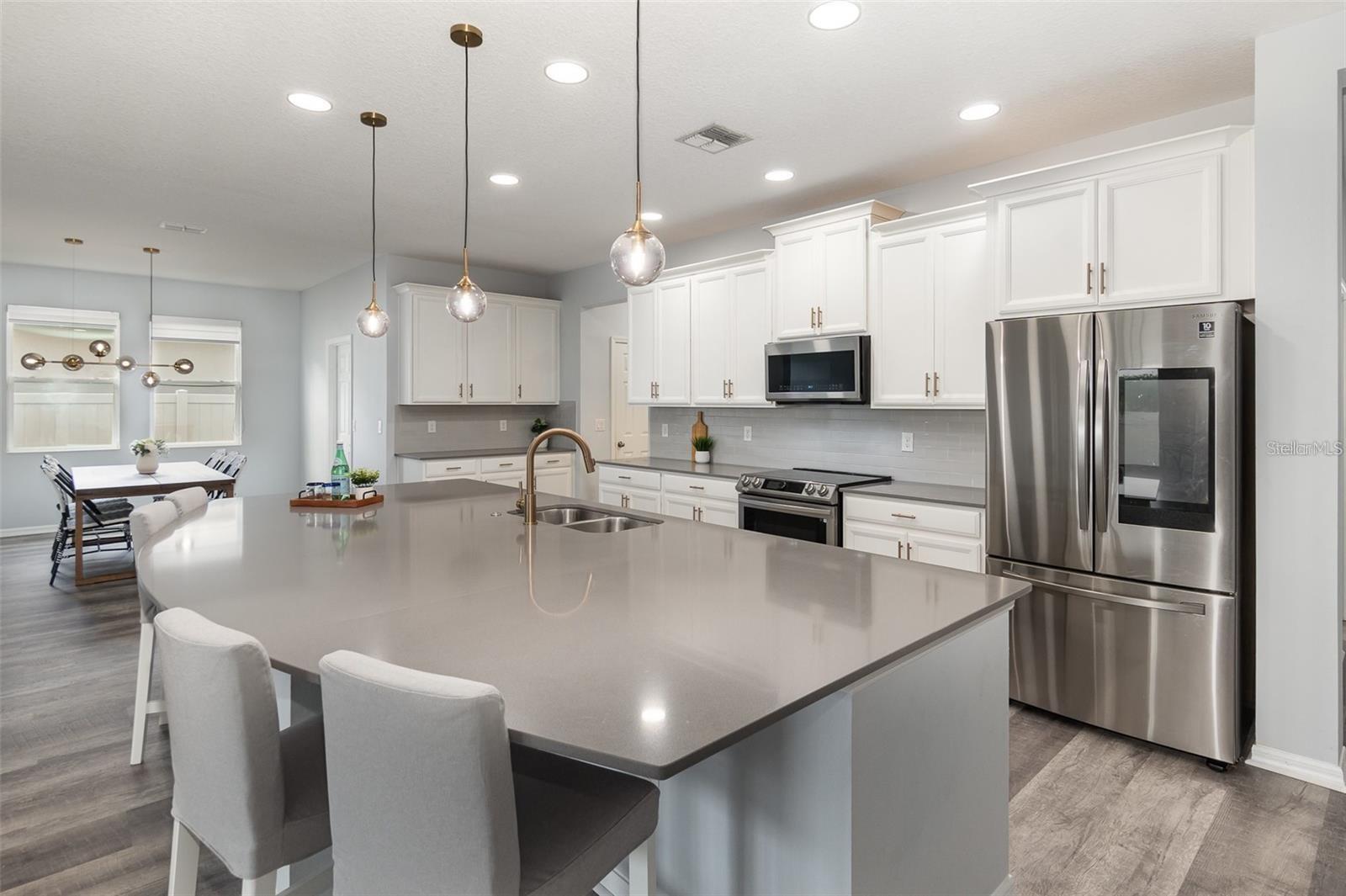 Image 18 of 84 For 1807 Westerham Avenue