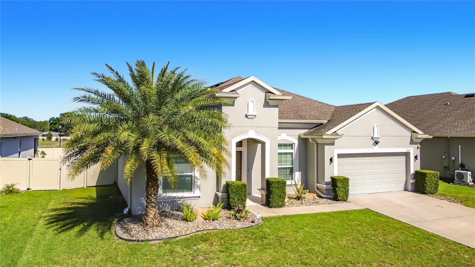 Image 2 of 84 For 1807 Westerham Avenue