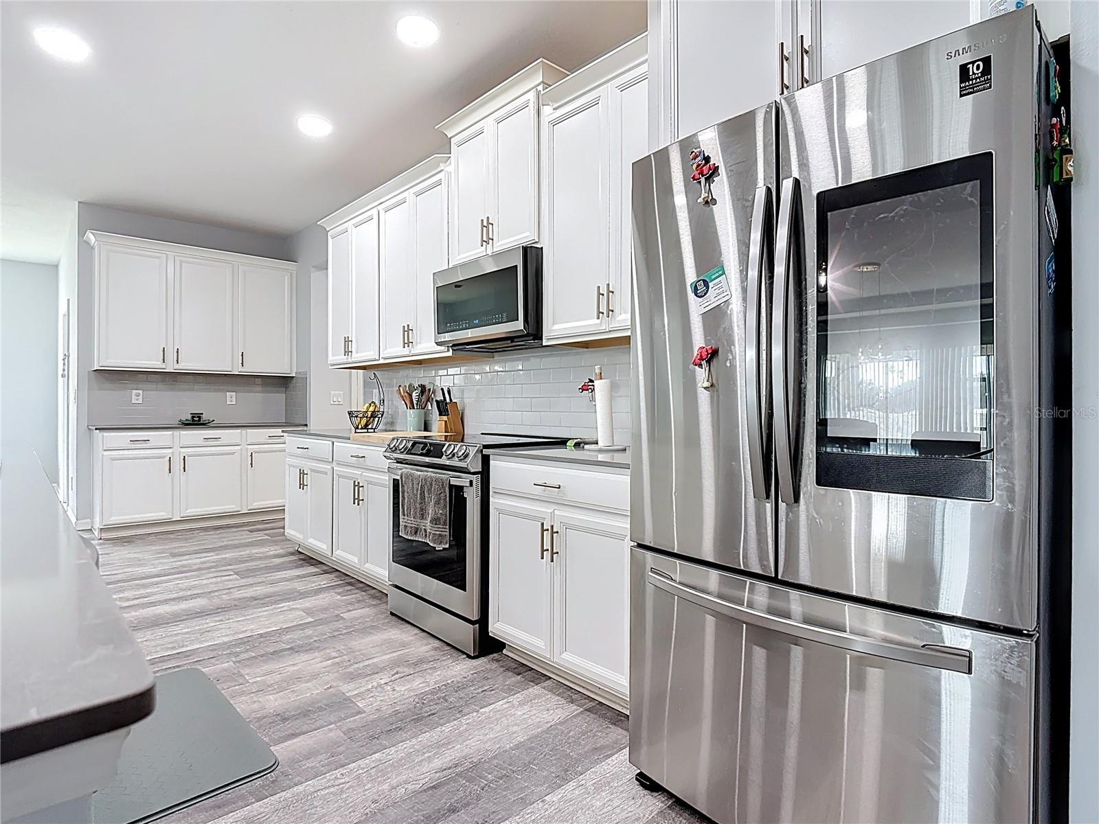 Image 26 of 84 For 1807 Westerham Avenue