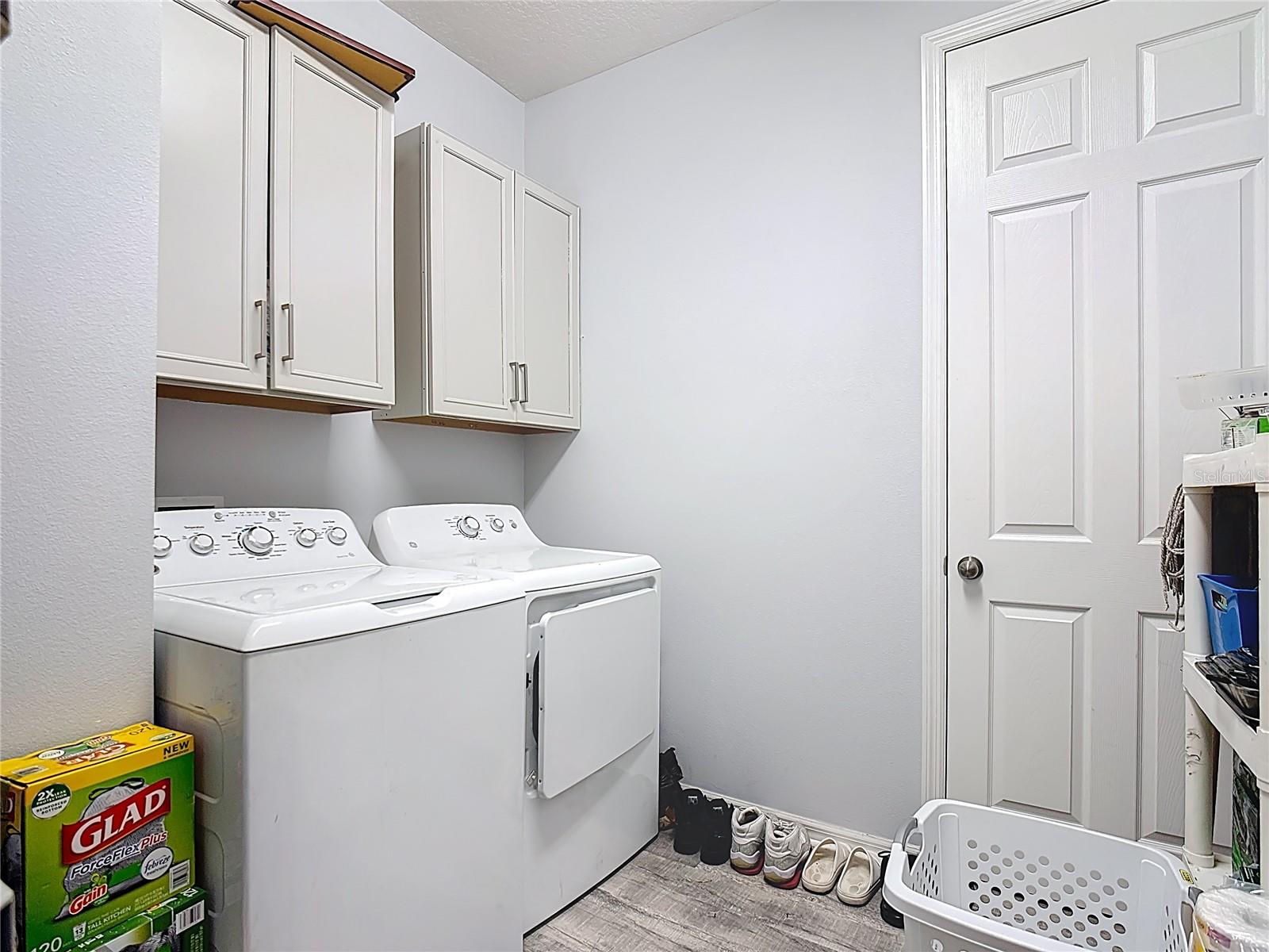 Image 45 of 84 For 1807 Westerham Avenue