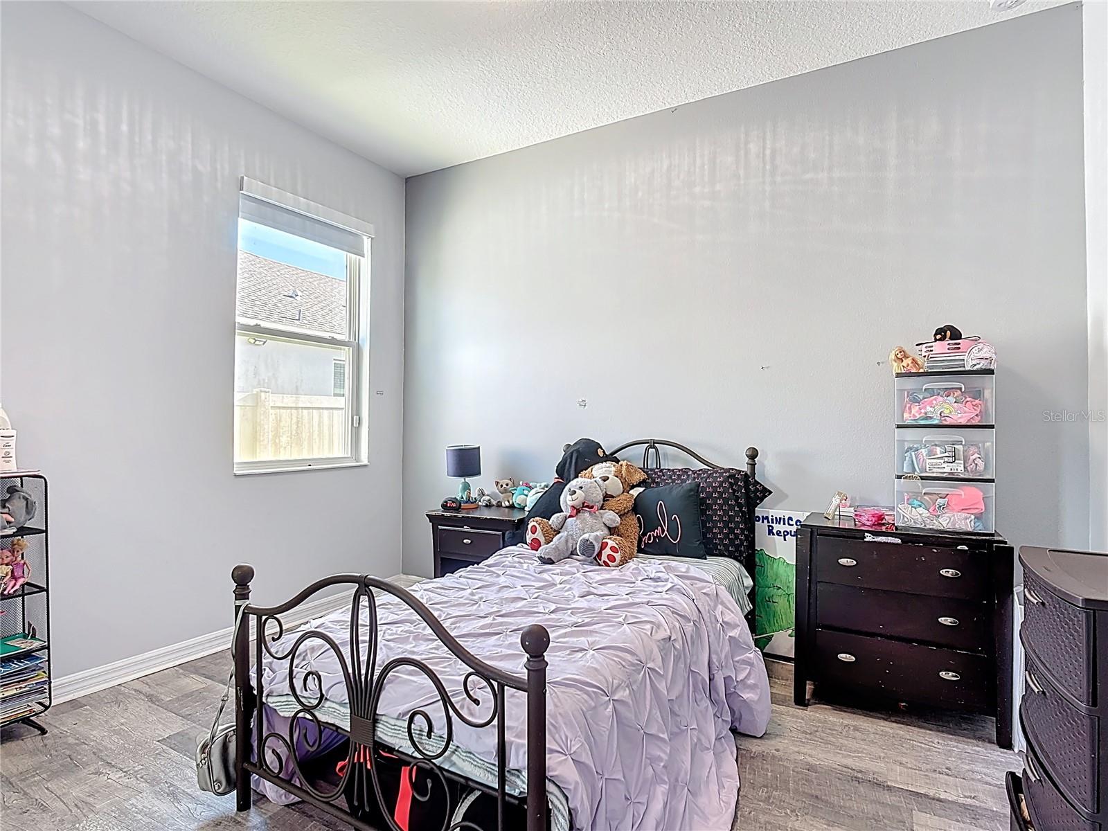 Image 51 of 84 For 1807 Westerham Avenue