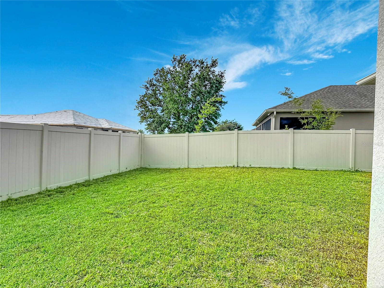 Image 6 of 84 For 1807 Westerham Avenue