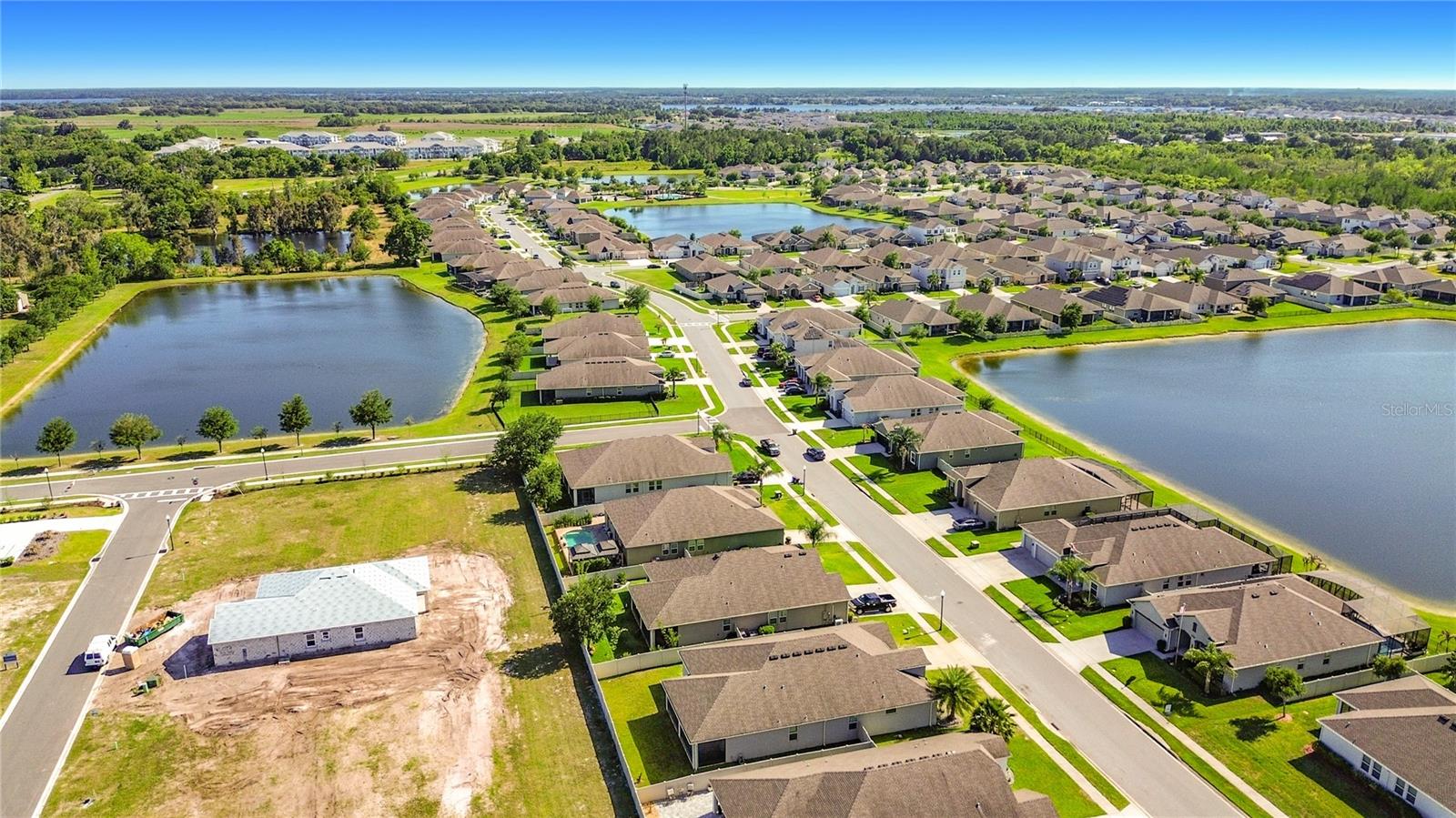 Image 72 of 84 For 1807 Westerham Avenue