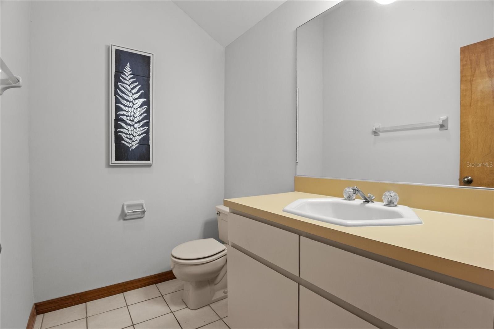 Image 20 of 50 For 23 Casarena Court