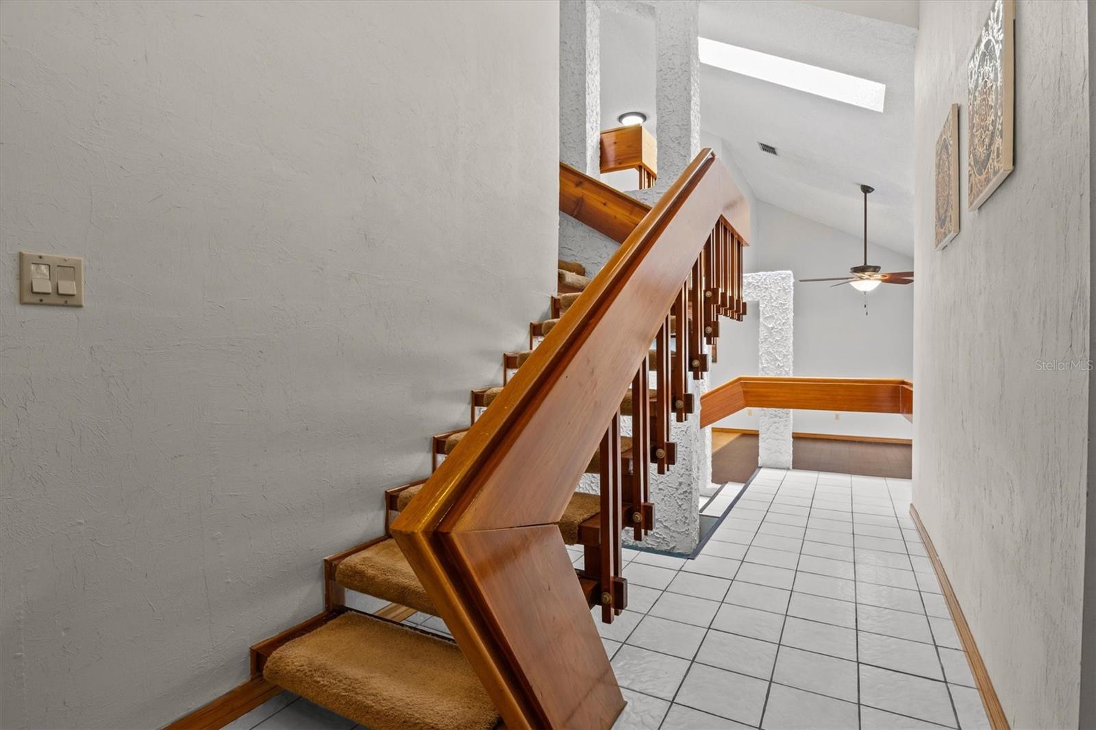 Image 21 of 50 For 23 Casarena Court