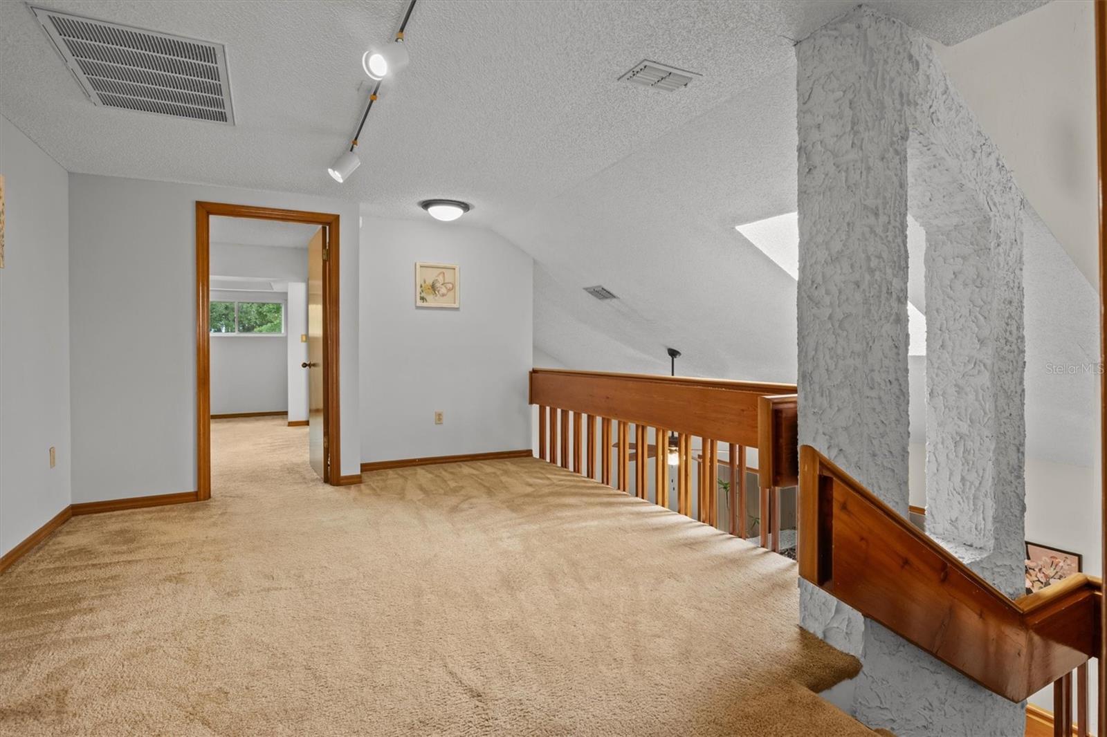 Image 22 of 50 For 23 Casarena Court