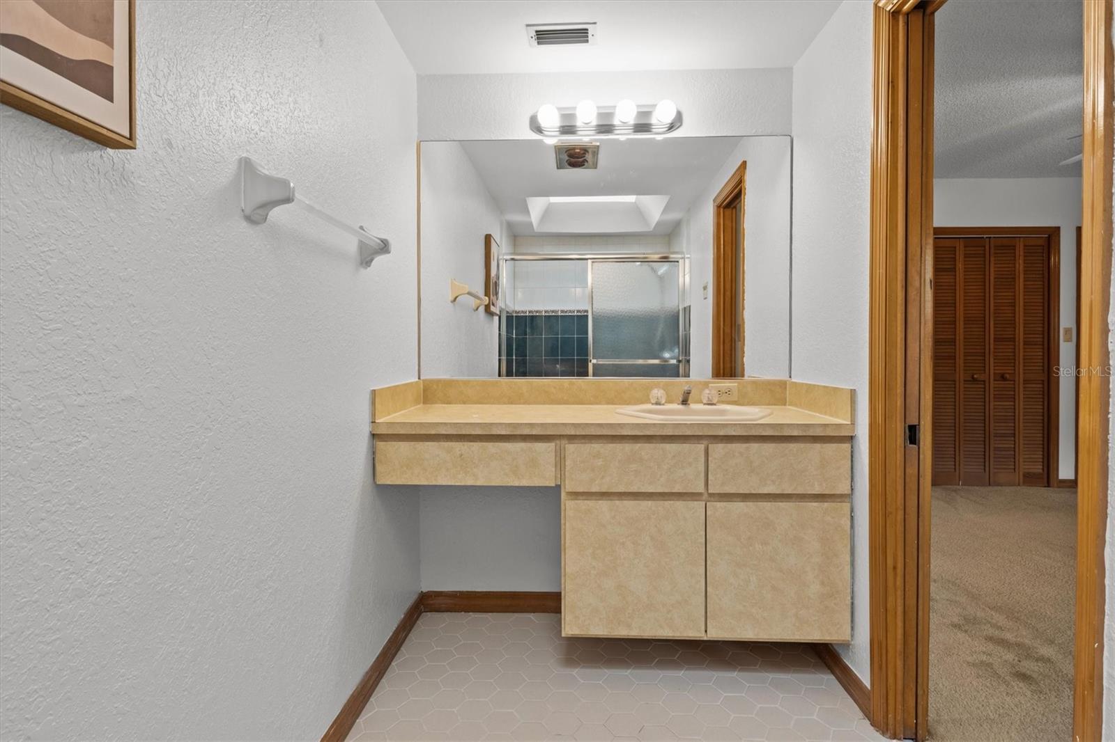 Image 34 of 50 For 23 Casarena Court