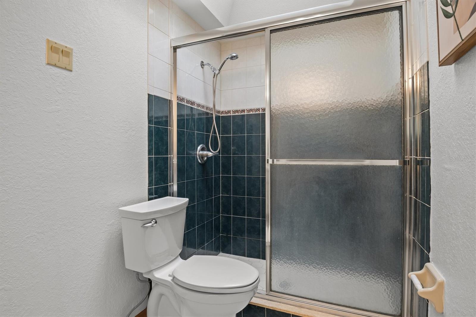 Image 35 of 50 For 23 Casarena Court