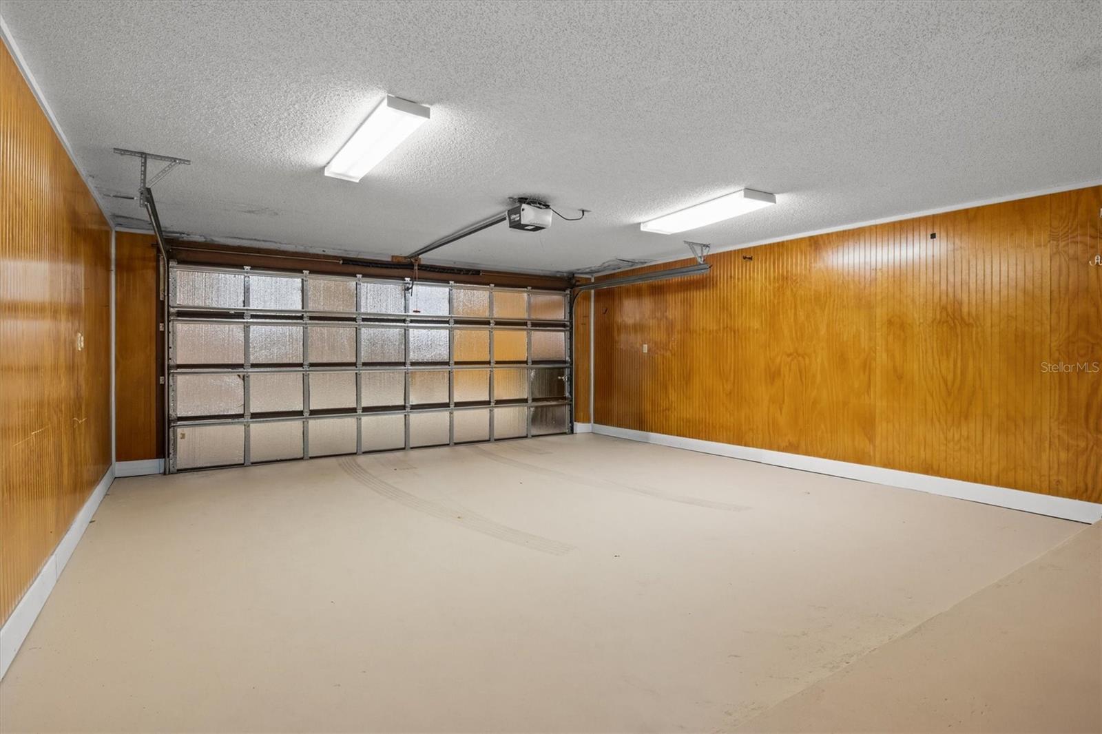 Image 37 of 50 For 23 Casarena Court