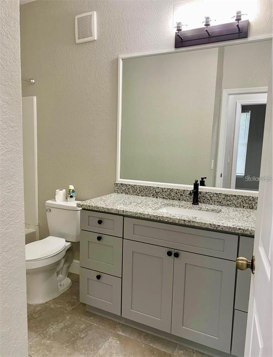 Image 13 of 23 For 3011 Hemingway Circle 3011